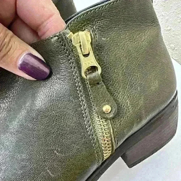 Eric Michael London Womens Leather Stacked Heel Ankle Booties Green Size 37 - Picture 7 of 9